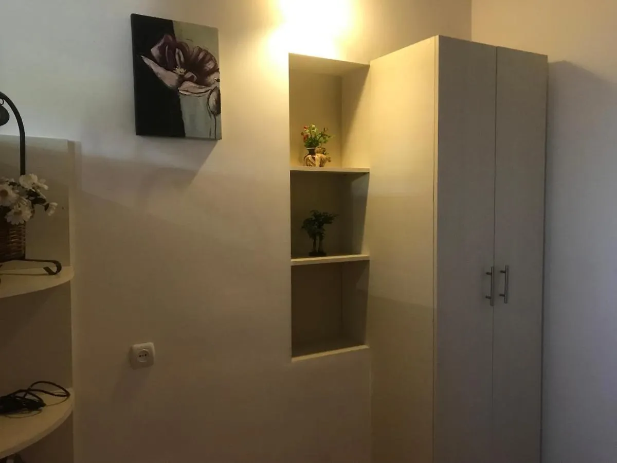 Two Room Apartment In The Center 第比利斯 格鲁吉亚